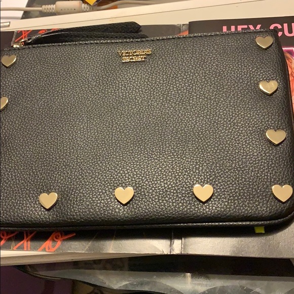 Victoria Secrets ❤️ wristlet - Picture 1 of 4